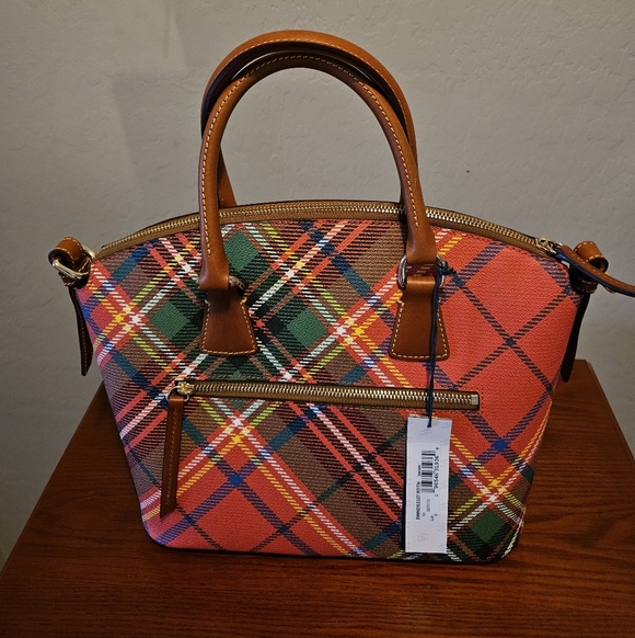 NWT ☆ Dooney & Bourke Domed Satchel Handbag, Brand NEW! - Picture 2 of 4